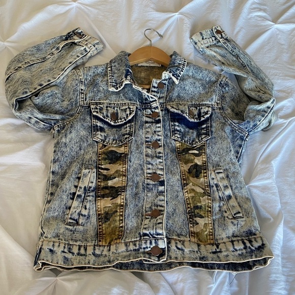 YaYa Club Stonewash Denim Jacket w/ Camouflage Print women's S jean retro boho - Picture 5 of 16